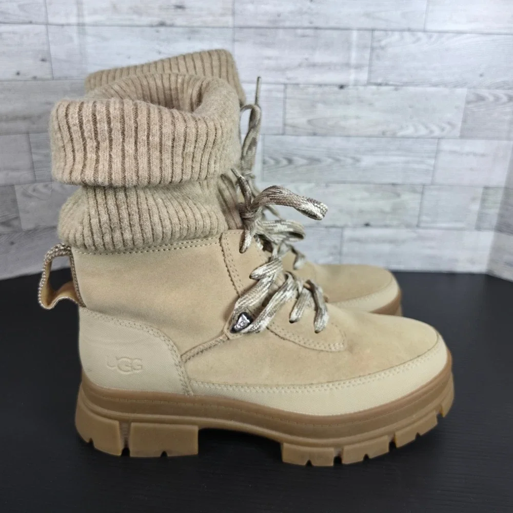 UGG Ashton Addie Sand Tan Suede Knit Collar Lug Sole Lace Up Boots 1143831 Sz 8